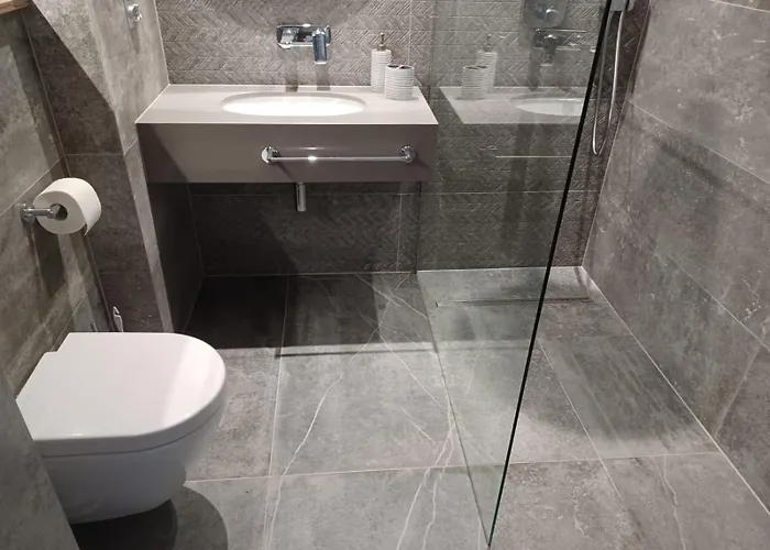 Apartment Hanza Pionier 2 I Balkon & Pool Parking By Stayly *