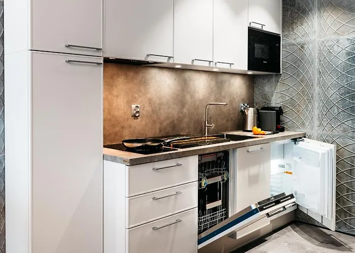 Appartement Hanza Pionier 2 I Balkon & Pool Parking By Stayly