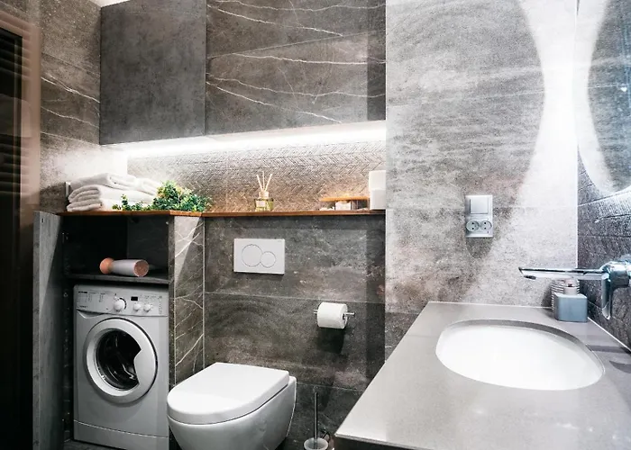 Hanza Pionier 2 I Balkon & Pool Parking By Stayly