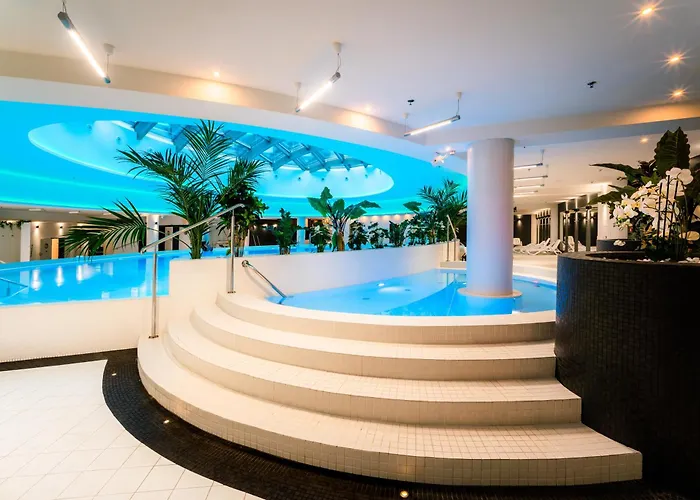 Appartement Hanza Pionier 2 I Balkon & Pool Parking By Stayly